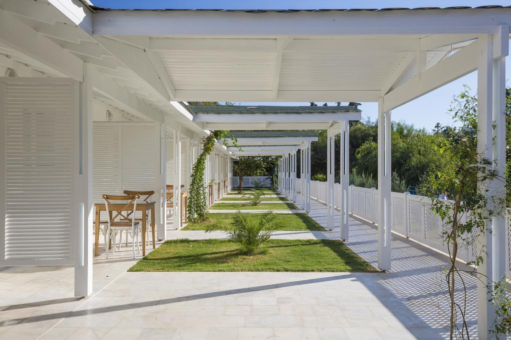 Palm Bay Beach Hotel Эмеджик Экстерьер фото